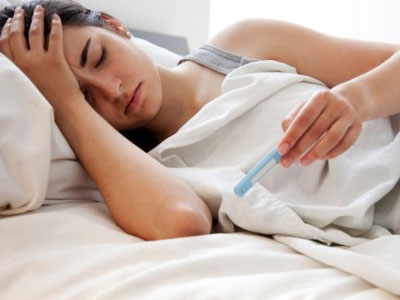 у девушки температура у девушки температура