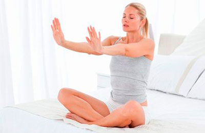 дыхательная гимнастика сидя дыхательные упражнения сидя