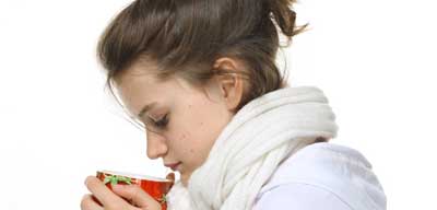 девушка пьет чай девушка пьет чай