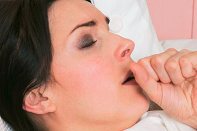 Кашель у женщины Кашель у женщины